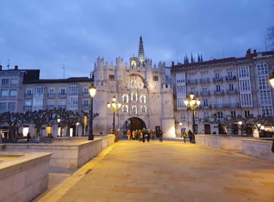 Vivienda De Uso Turistico En El Corazon De Burgos Διαμέρισμα Εξωτερικό φωτογραφία